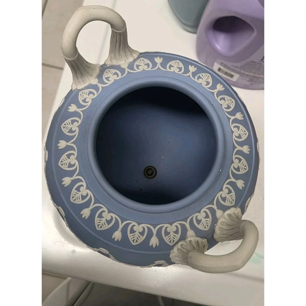 Vintage Wedgwood Blue Jasperware Wing Handled URN/Trophy Vase
